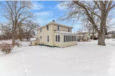 34 Oak Street, Hillsdale, MI 49242 - Photo 2