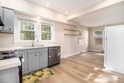 1914 Brentwood Avenue, Kalamazoo, MI 49008 - Photo 10