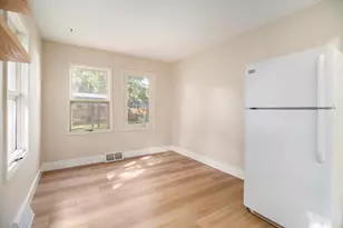 1914 Brentwood Ave, Kalamazoo, MI 49008 - Photo 12