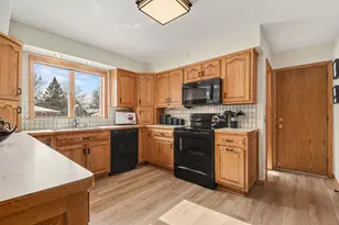 2154 Globe St NE, Grand Rapids, MI 49503 - Photo 6