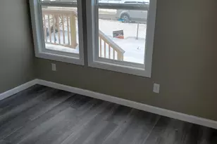 1347 Rose Ave, Benton Harbor, MI 49022 - Photo 4