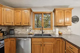 2956 Florence Dr SW, Wyoming, MI 49418 - Photo 16