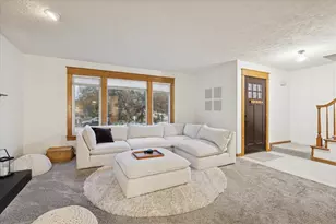 2956 Florence Dr SW, Wyoming, MI 49418 - Photo 6