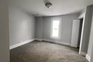 306 N Pleasant St, Jackson, MI 49202 - Photo 4