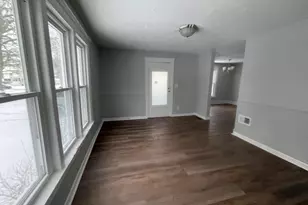 306 N Pleasant St, Jackson, MI 49202 - Photo 12