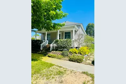 404 W Court Street, Ludington, MI 49431 - Photo 1