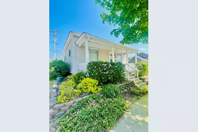 404 W Court Street, Ludington, MI 49431 - Photo 2