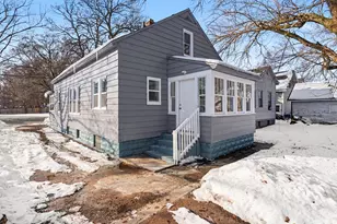 926 Williams St, Muskegon, MI 49442 - Photo 2