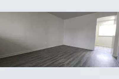 720 Calder Avenue, Ypsilanti, MI 48198 - Photo 2