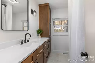 3644 Auburn Ave NE, Grand Rapids, MI 49525 - Photo 8