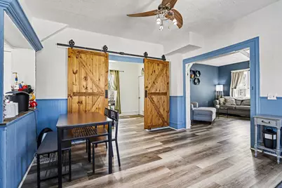 427 E Division Street, Vicksburg, MI 49097 - Photo 4