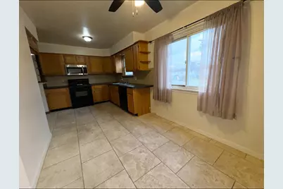 13467 Charlotte Avenue, Warren, MI 48089 - Photo 8