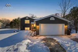 130 S 7th St NE, Cedar Springs, MI 49319 - Photo 1