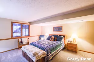 8099 Weatherwax Dr, Jenison, MI 49428 - Photo 20