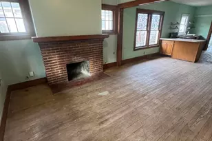 974 N Prospect Rd, Ypsilanti, MI 48198 - Photo 4