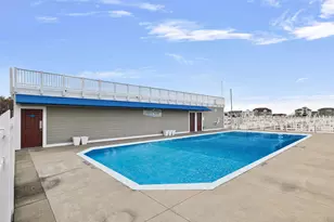 300 Oselka Dr, New Buffalo, MI 49117 - Photo 2