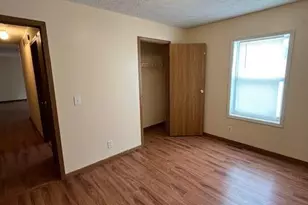 6754 Paw Paw Ave, Coloma, MI 49038 - Photo 20