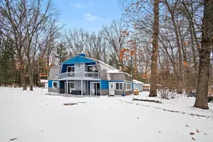 8752 Bills Lake Ct, Newaygo, MI 49337 - Photo 2