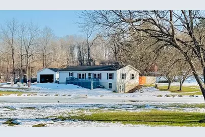 440 E Francis Street, Nashville, MI 49073 - Photo 2