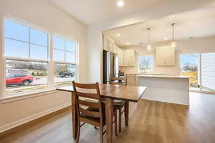 2031 Topaz Ln, Portage, MI 49002 - Photo 4