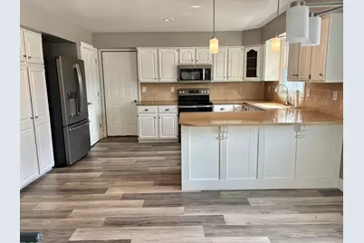 1324 Crandall Avenue, Norton Shores, MI 49441 - Photo 6