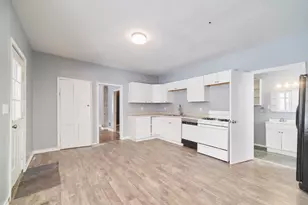 112 Hancock St, Manistee, MI 49660 - Photo 12