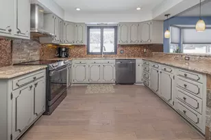 2134 Sycamore Ln, Kalamazoo, MI 49008 - Photo 12