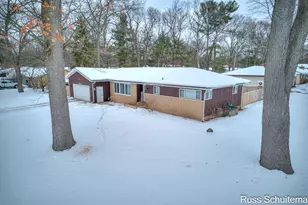 2014 Bluebird Ln, Muskegon, MI 49445 - Photo 4