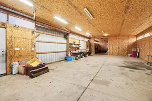 10790 Cedar River Estates Dr, Fowlerville, MI 48836 - Photo 18