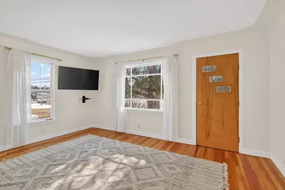 568 Shaw Street, Howard City, MI 49329 - Photo 6