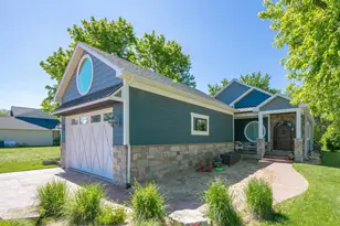 21373 Sail Bay Dr, Cassopolis, MI 49031 - Photo 2