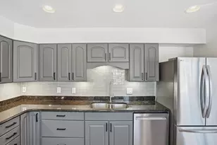 1571 Barrington Pl, Ann Arbor, MI 48103 - Photo 14