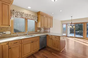 46813 Fox Run Dr, Macomb, MI 48044 - Photo 6