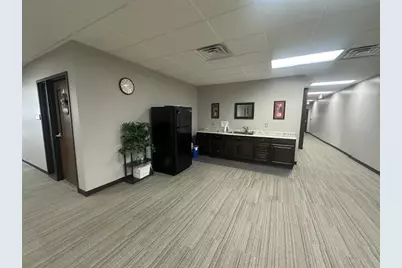 209 E Washington Avenue #Suite 2, Jackson, MI 49201 - Photo 6