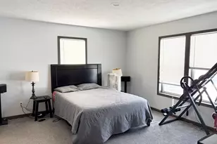 8611 Fallow Dr, Zeeland, MI 49464 - Photo 10