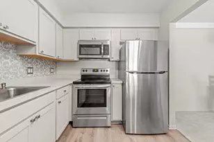 35934 Ann Arbor Trail, Livonia, MI 48150 - Photo 6