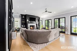 2275 N Scenic Dr, Muskegon, MI 49445 - Photo 10