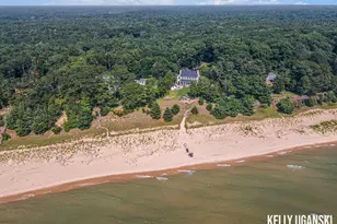 2275 N Scenic Dr, Muskegon, MI 49445 - Photo 84