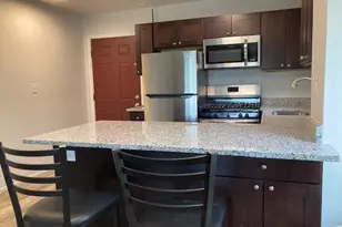 912 Oakland Ave, Ann Arbor, MI 48104 - Photo 2