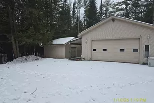 12506 E Shore Dr, Millersburg, MI 49759 - Photo 4