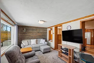 761 S Coolidge Dr, Six Lakes, MI 48886 - Photo 8
