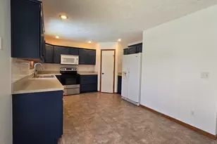 1215 Colgrove, Marshall, MI 49068 - Photo 12