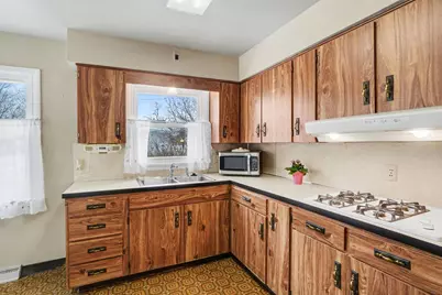 21 S Despelder Street, Grand Haven, MI 49417 - Photo 8