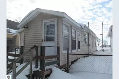 536 Aldrich Street, Cadillac, MI 49601 - Photo 18