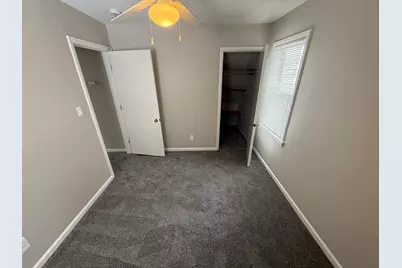 24360 Flower Avenue, Eastpointe, MI 48021 - Photo 8