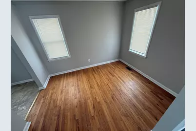 24360 Flower Avenue, Eastpointe, MI 48021 - Photo 10