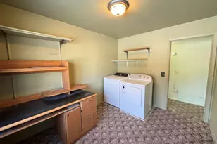 146 Lois Dr, Battle Creek, MI 49015 - Photo 12