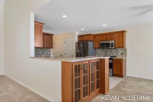 2325 Valarie Dr, Zeeland, MI 49464 - Photo 14