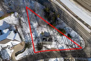 3745 Reeds Lake Blvd SE, Grand Rapids, MI 49506 - Photo 2