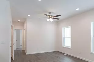 407 Phelps Ave, Kalamazoo, MI 49048 - Photo 6